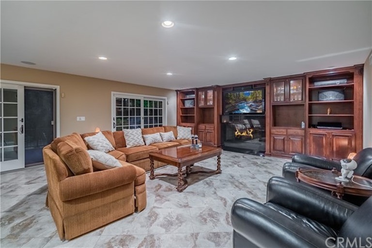 Photo 20 of 59 - 2899 N Monte Verde Dr, Covina, CA 91724