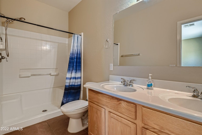 Photo 10 of 17 - 29179 N Shannon Dr, San Tan Valley, AZ 85143