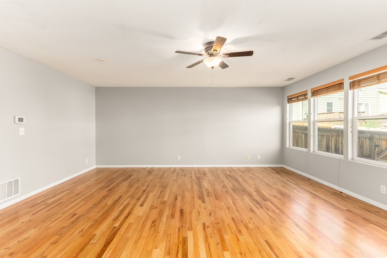 Photo 8 of 19 - 11052 Claude Ct, Northglenn, CO 80233
