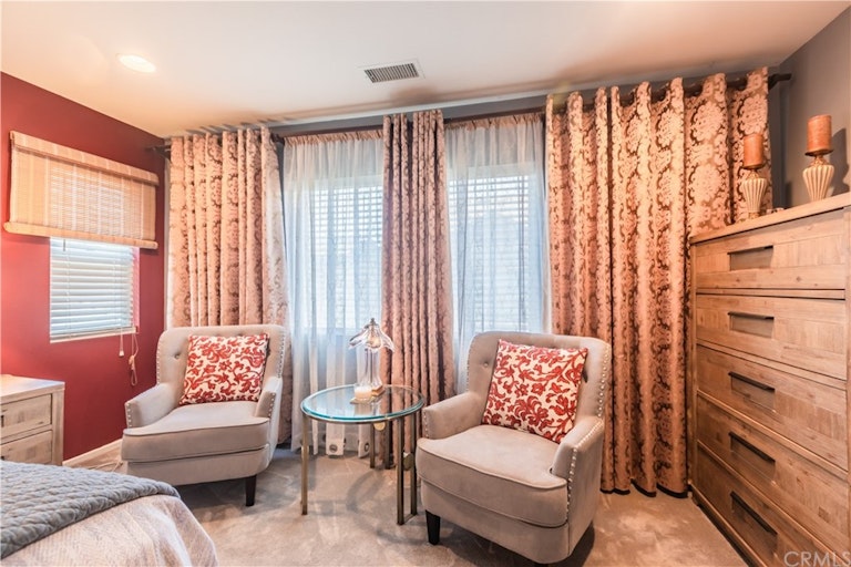 Photo 32 of 48 - 7931 Barnstormer Ct, Chino, CA 91708