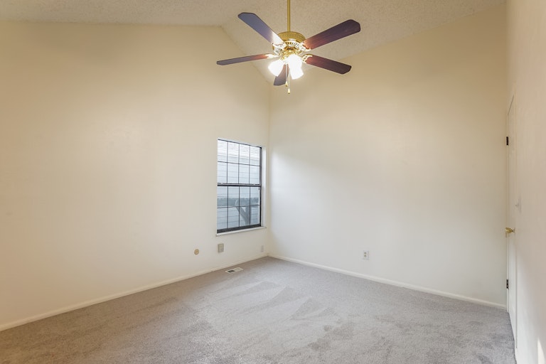 Photo 11 of 24 - 2977 S Revere St, Aurora, CO 80014