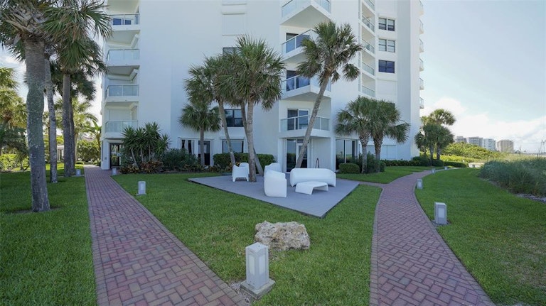 Photo 43 of 63 - 1000 Longboat Club Rd #702, Longboat Key, FL 34228