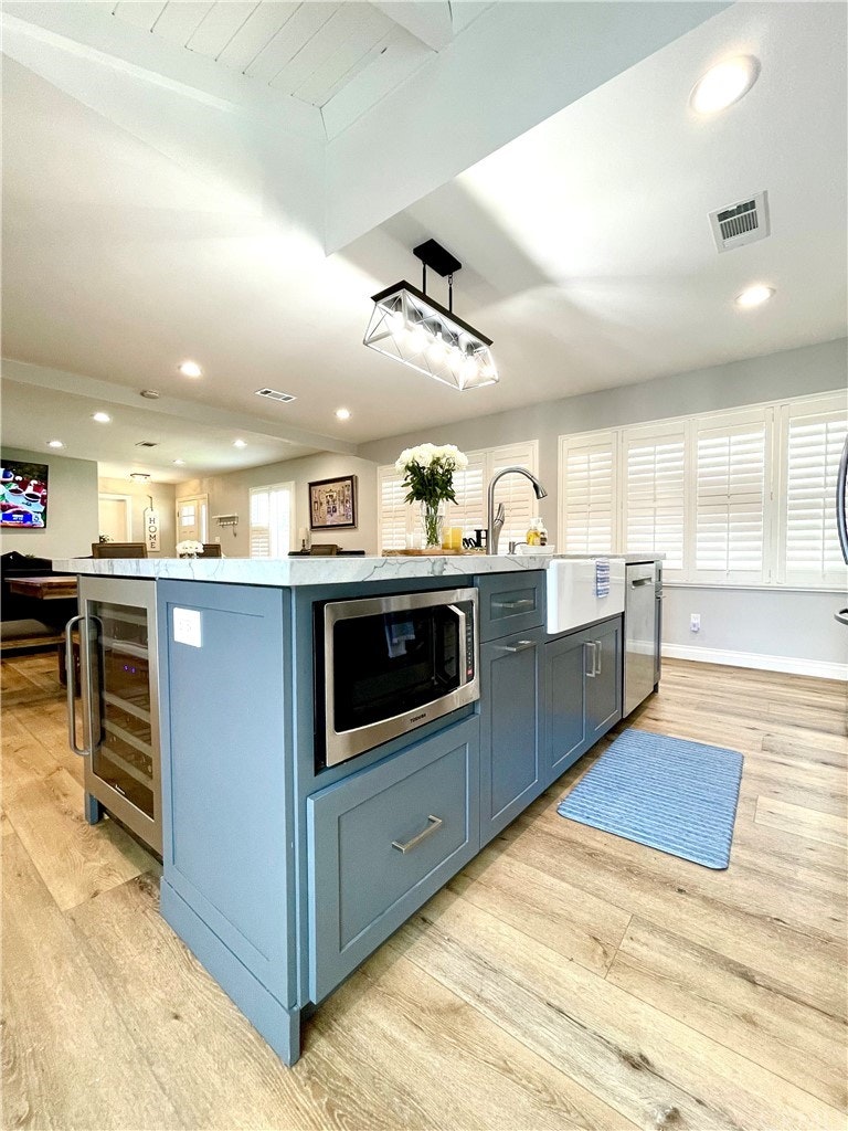 Photo 17 of 51 - 5807 E Monlaco Rd, Long Beach, CA 90808