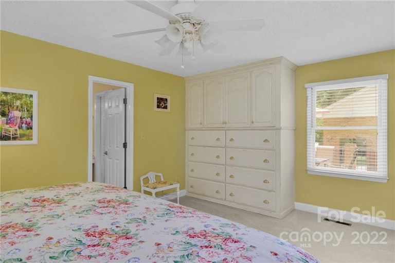 Photo 27 of 39 - 333 Clontz Rd, Indian Trail, NC 28079