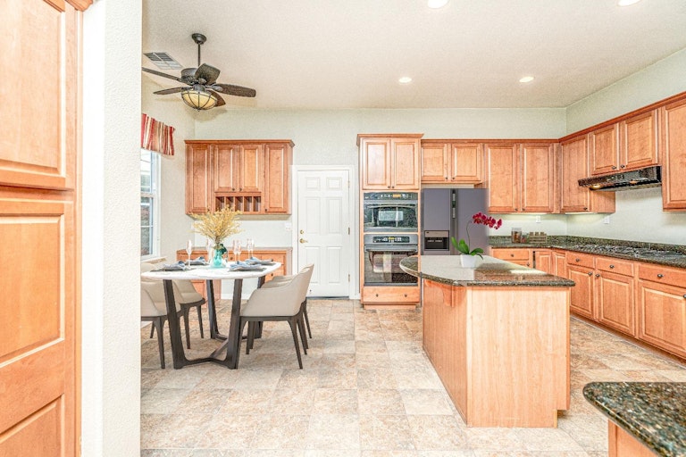 Photo 5 of 19 - 1644 Albatross Way, Rocklin, CA 95765
