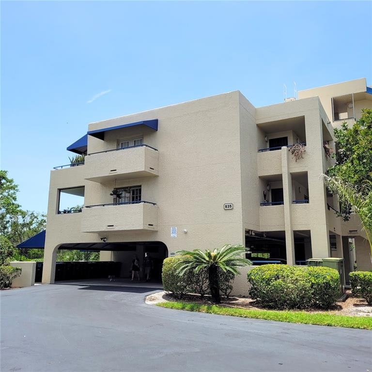 Photo 3 of 46 - 835 S Osprey Ave #217, Sarasota, FL 34236