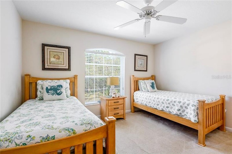 Photo 11 of 25 - 107 N Hampton Dr, Davenport, FL 33897