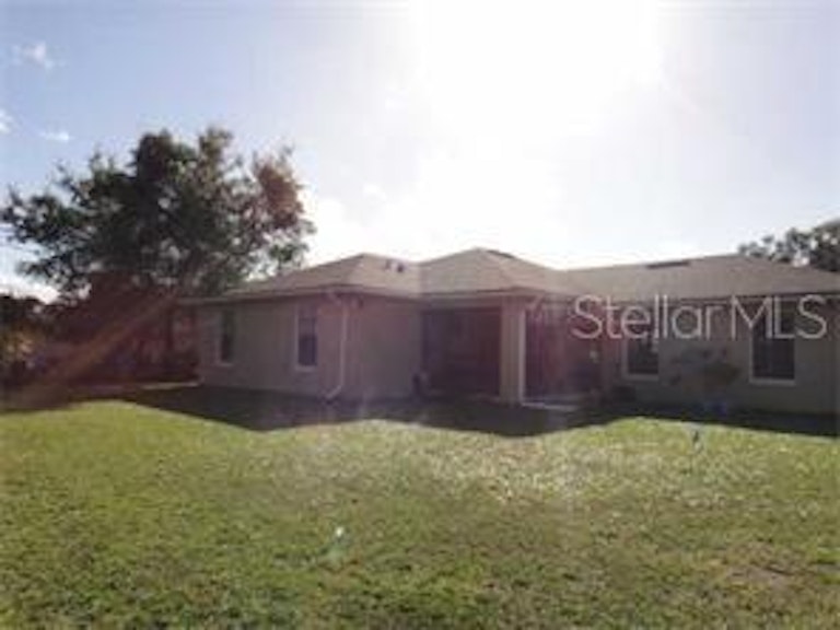 Photo 10 of 11 - 579 Lagorce Ter, Deltona, FL 32738