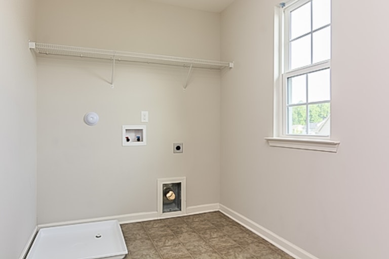 Photo 16 of 21 - 133 Green Willows Dr, Clayton, NC 27527
