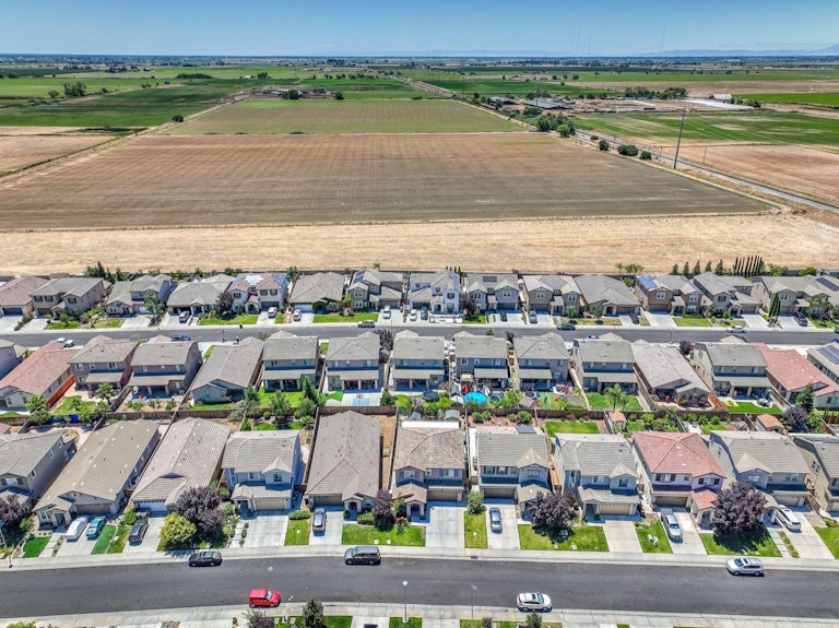 Photo 35 of 35 - 4848 Ammolite Way, Elk Grove, CA 95757