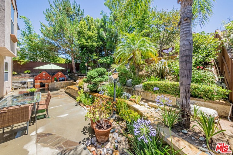 Photo 40 of 48 - 686 Milford St, Los Angeles, CA 90042