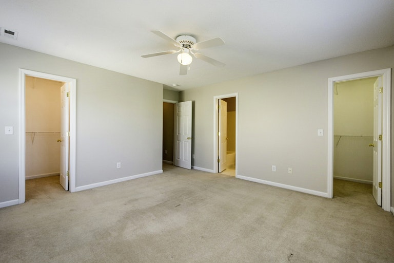 Photo 9 of 16 - 7525 Brighton Hill Ln, Raleigh, NC 27616