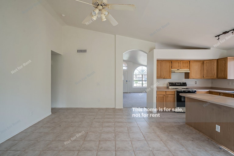 Photo 10 of 30 - 2617 N 123rd Dr, Avondale, AZ 85392