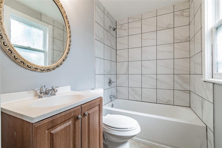Photo 12 of 26 - 1903 W Jetton Ave, Tampa, FL 33606