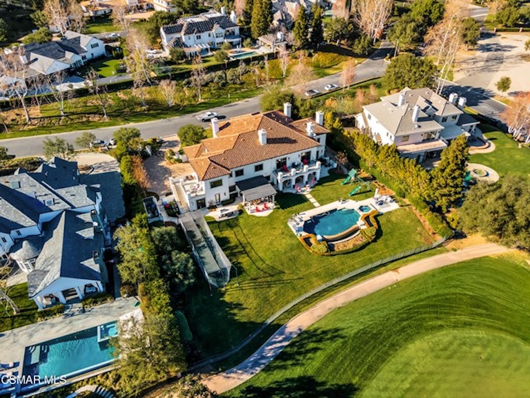 Photo 65 of 80 - 208 W Stafford Rd, Thousand Oaks, CA 91361