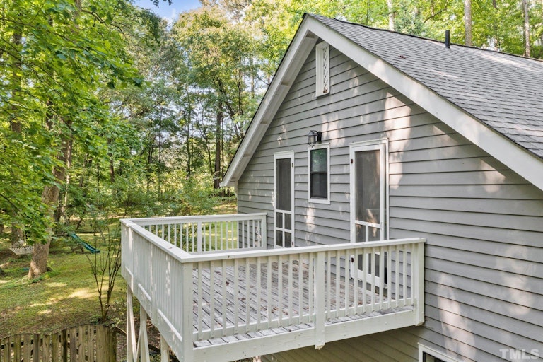 Photo 7 of 36 - 317 Stony Hill Rd, Chapel Hill, NC 27516