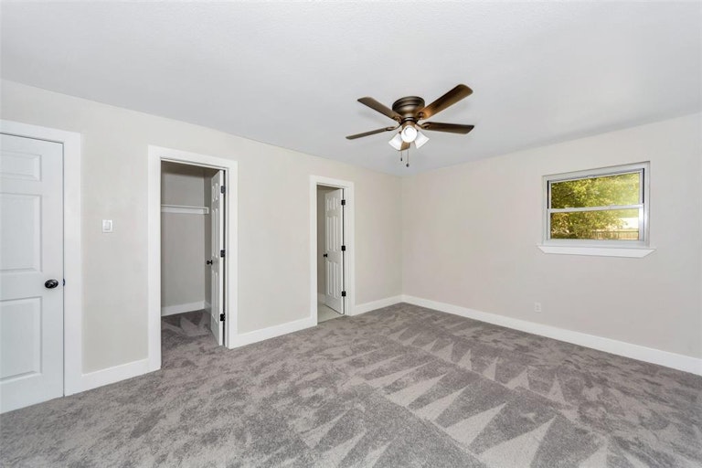 Photo 26 of 34 - 1341 Stafford Dr, Fort Worth, TX 76134