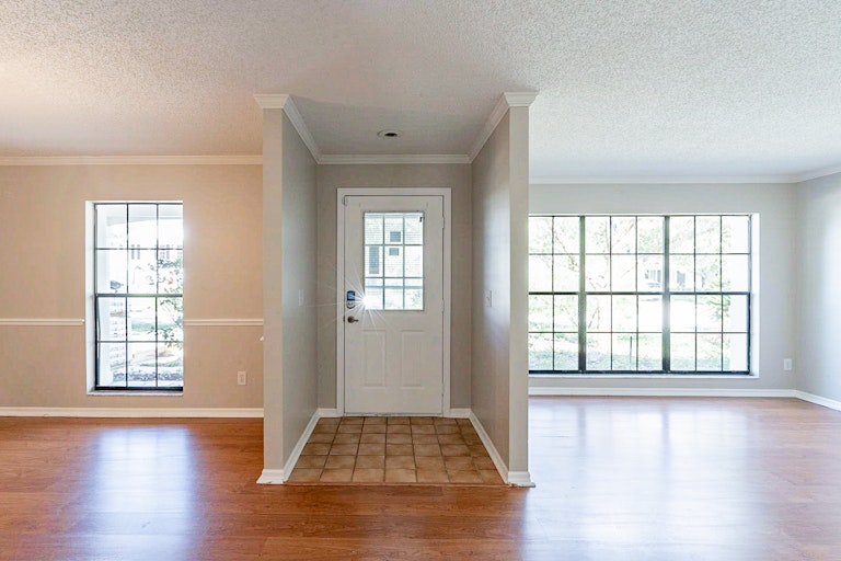 Photo 10 of 25 - 1778 Errol Woods Dr, Apopka, FL 32712