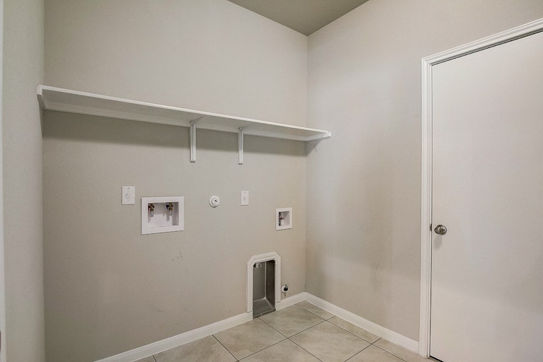Photo 22 of 43 - 7004 Branrust Dr, Austin, TX 78744