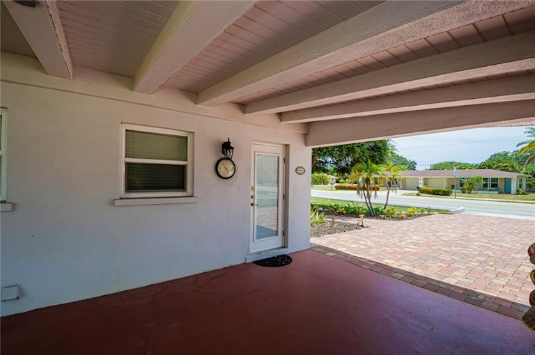 Photo 34 of 35 - 817 Harbor Dr S, Venice, FL 34285