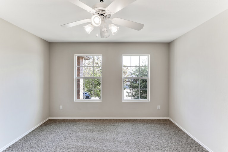 Photo 19 of 27 - 8414 River Bluffs Dr, Arlington, TX 76002