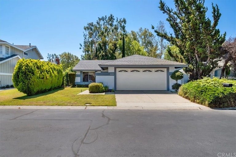 Photo 2 of 27 - 29292 Edgewood Rd, San Juan Capistrano, CA 92675