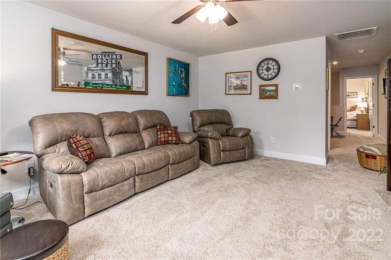 Photo 32 of 48 - 156 Wylie Trl, Statesville, NC 28677