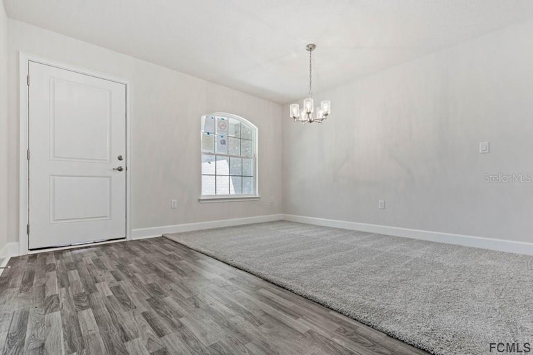 Photo 5 of 42 - 36 Riverdale Ln, Palm Coast, FL 32164