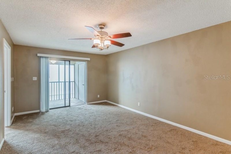 Photo 15 of 29 - 6033 34th St W #80, Bradenton, FL 34210