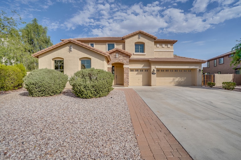 Photo 1 of 32 - 236 E Paso Fino Way, San Tan Valley, AZ 85143