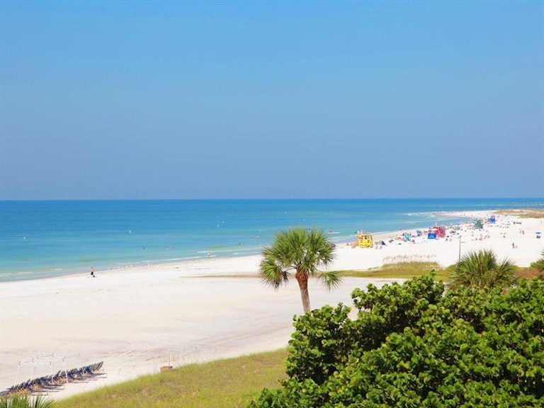 Photo 43 of 55 - 4900 Ocean Blvd #404, Sarasota, FL 34242