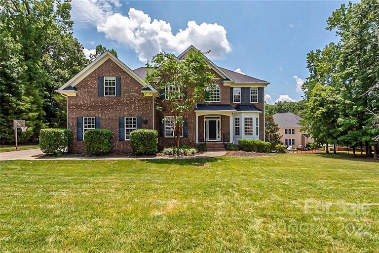 Photo 1 of 22 - 114 Forest Walk Way, Mooresville, NC 28115
