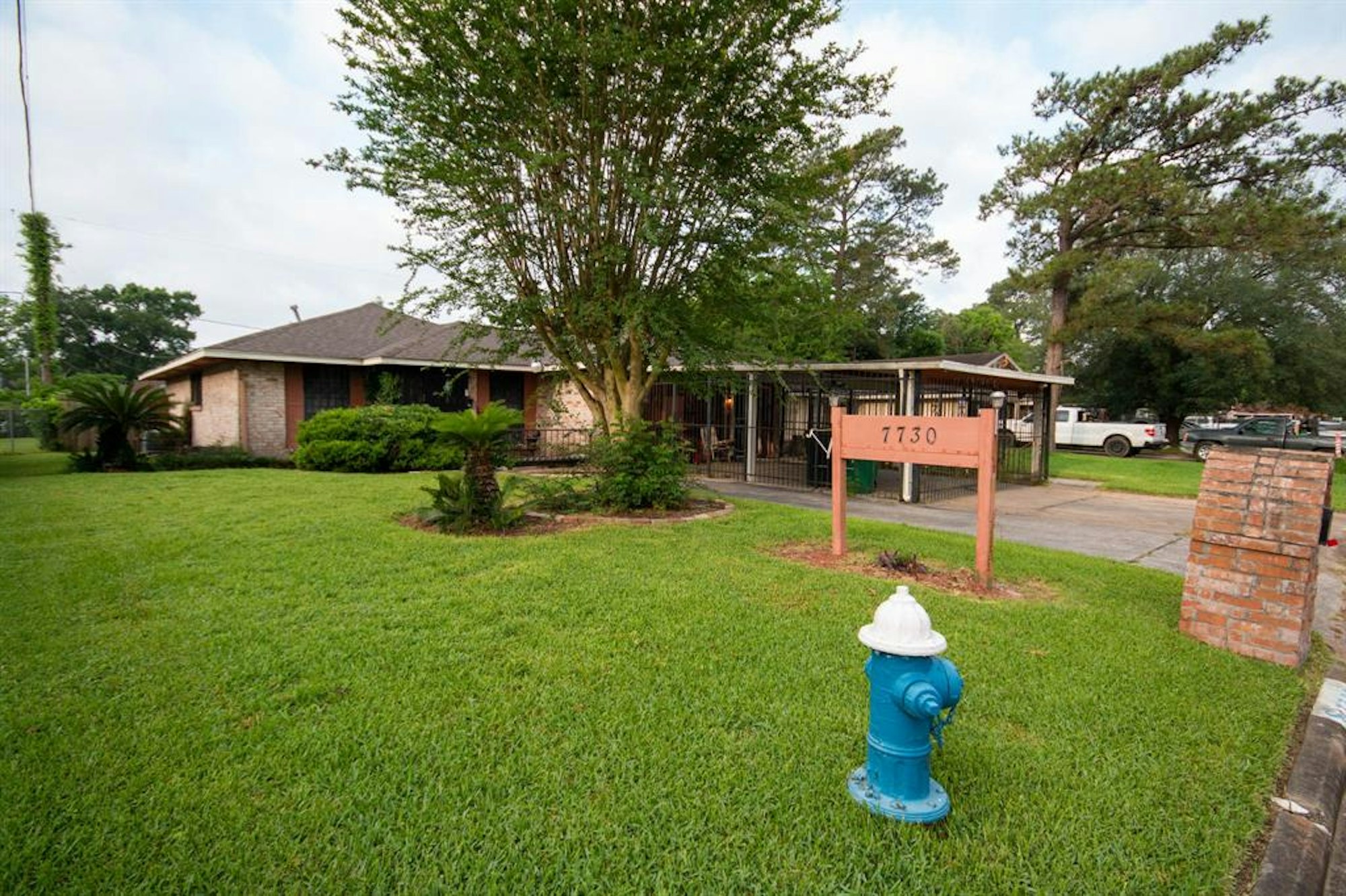 Photo 1 of 16 - 7730 Boggess Rd, Houston, TX 77016