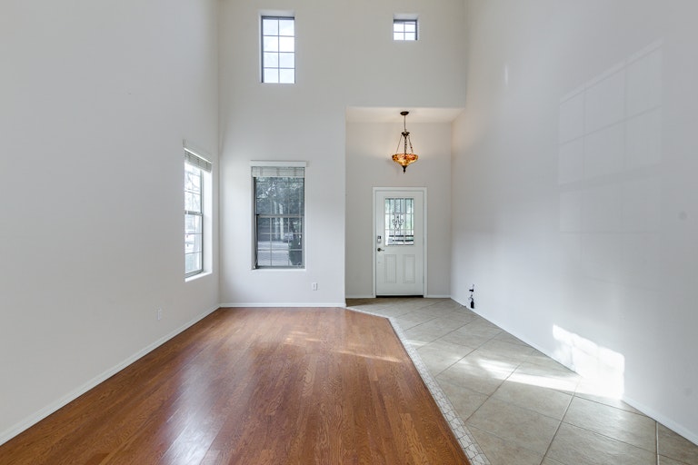 Photo 10 of 34 - 4379 S Coachhouse Ct, Gilbert, AZ 85297
