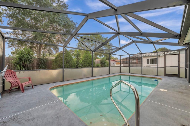 Photo 2 of 52 - 9851 Marlinton Ln, Port Richey, FL 34668