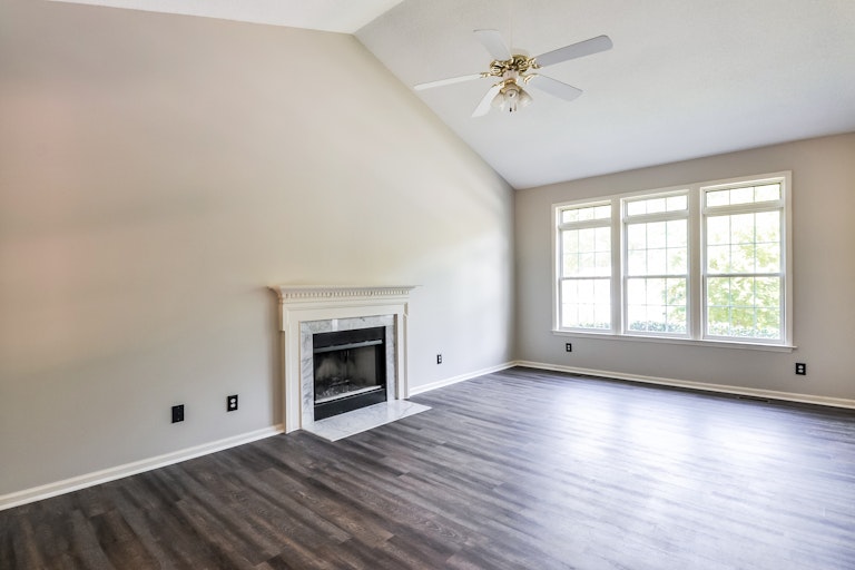 Photo 6 of 24 - 125 Biltmore Dr, Clayton, NC 27520