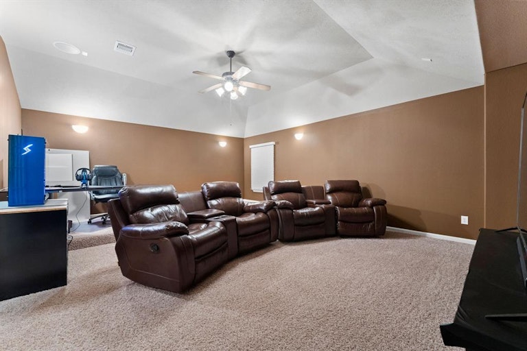 Photo 35 of 49 - 8722 Rosehedge Terrace Way, Richmond, TX 77406