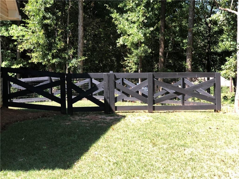 Photo 3 of 26 - 3805 Annandale Ln, Suwanee, GA 30024