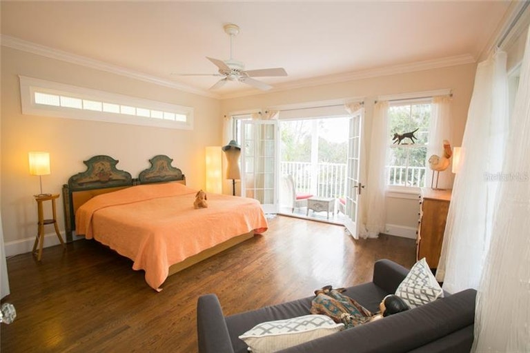Photo 14 of 25 - 822 Michigan St, Mount Dora, FL 32757