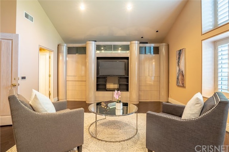 Photo 47 of 72 - 10214 Candleberry Ln, Northridge, CA 91324