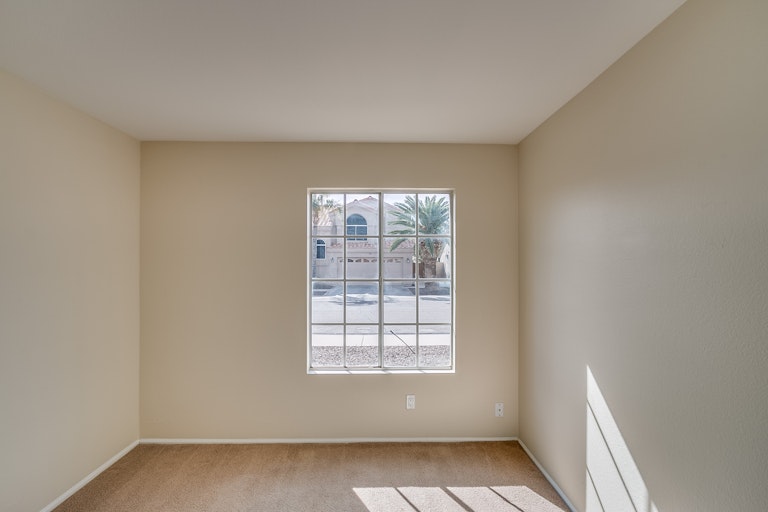 Photo 10 of 23 - 4302 E Windmere Dr, Phoenix, AZ 85048