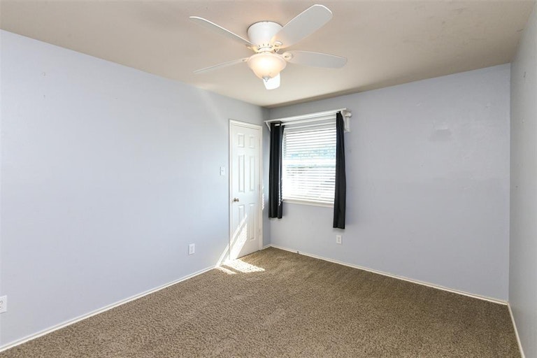 Photo 23 of 35 - 3816 Travis Blvd, Mansfield, TX 76063