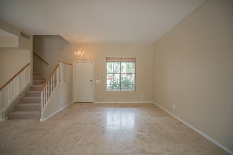 Photo 11 of 28 - 4233 E Rowel Rd, Phoenix, AZ 85050