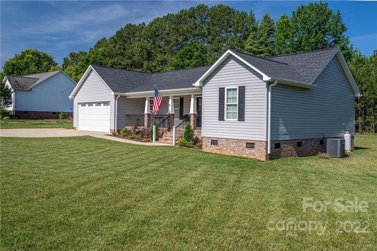 Photo 29 of 31 - 110 Westover Dr, Lincolnton, NC 28092