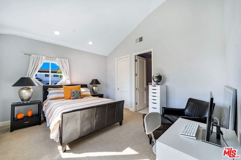 Photo 28 of 43 - 11706 Chaparal St, Los Angeles, CA 90049