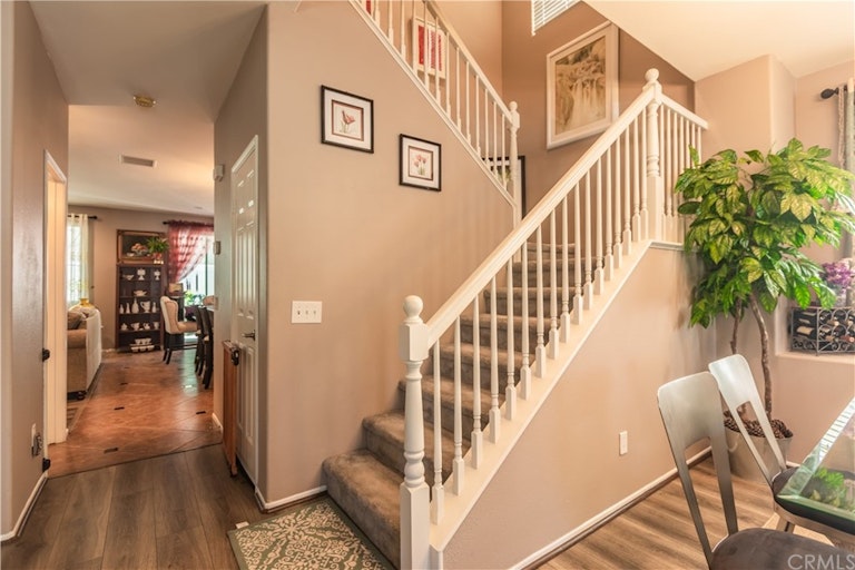 Photo 8 of 48 - 7931 Barnstormer Ct, Chino, CA 91708