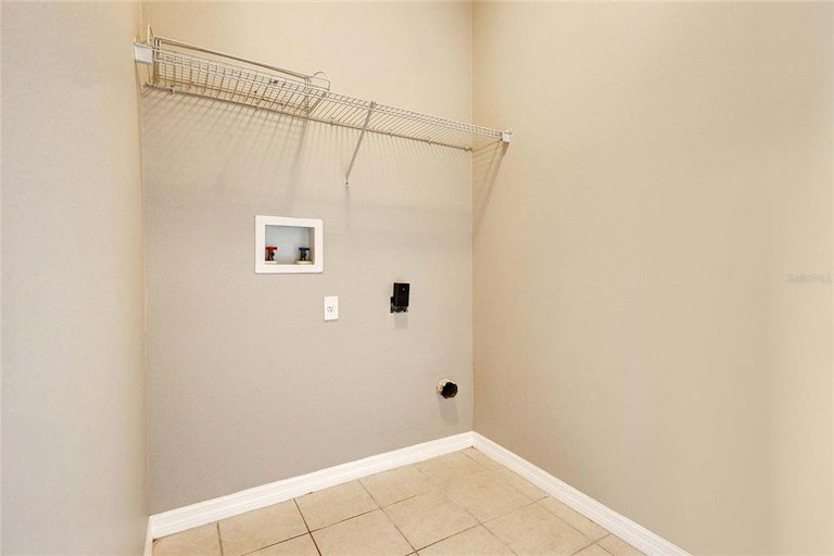 Photo 18 of 25 - 10824 Tilston Pt, Orlando, FL 32832