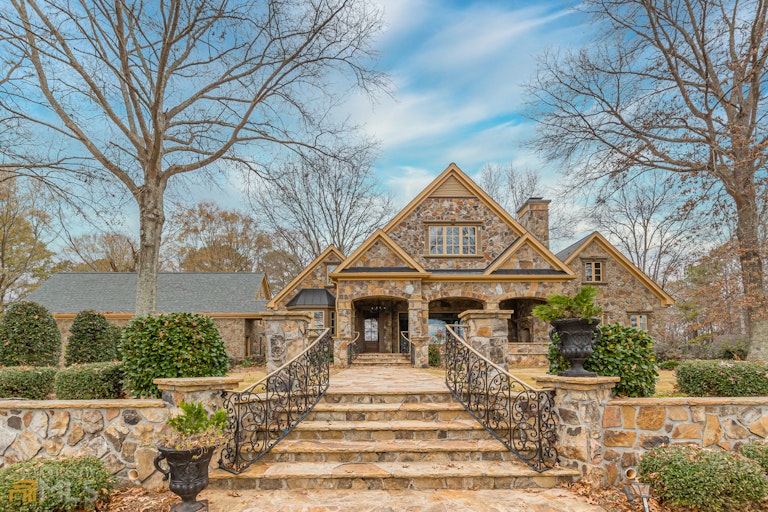 Photo 1 of 1 - 83 Vaughn Rd, Newnan, GA 30265
