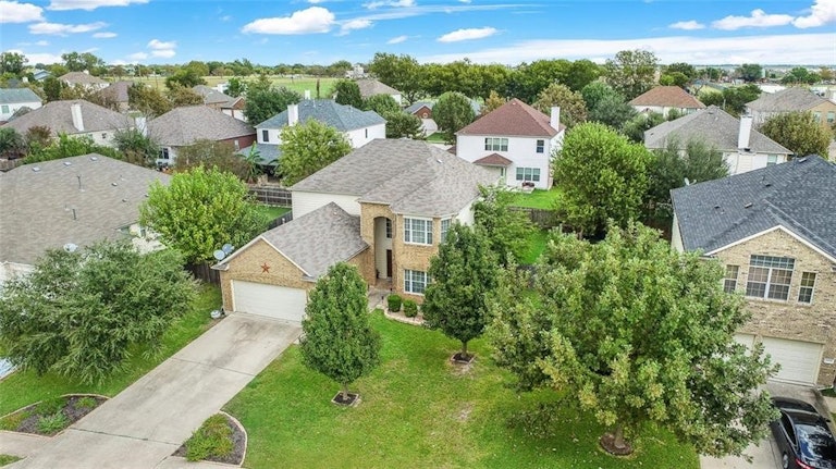 Photo 3 of 39 - 20801 Penny Royal Dr, Pflugerville, TX 78660
