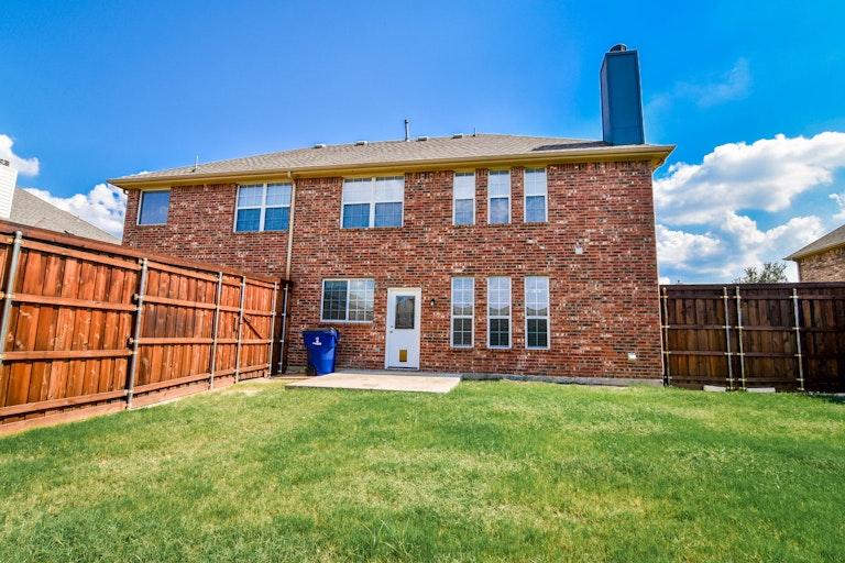Photo 36 of 41 - 1052 Resaca Dr, Frisco, TX 75034
